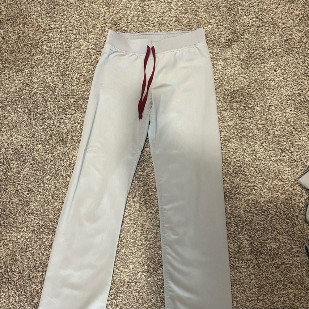 FIGS Cement Livingston Pants Size XS regular